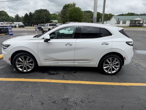 Used 2023 Buick Envision Avenir AWD/4WD image 2