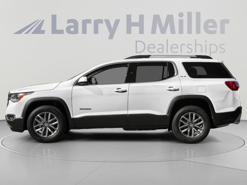 Used 2018 GMC Acadia SLT AWD/4WD image 3