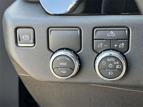 New 2026 GMC Sierra 1500 Elevation w/ LPO, Elevation Black Package image 16