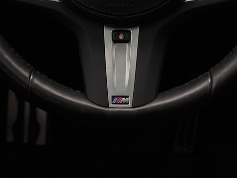 Used 2022 BMW 530i xDrive w/ M Sport Package image 3