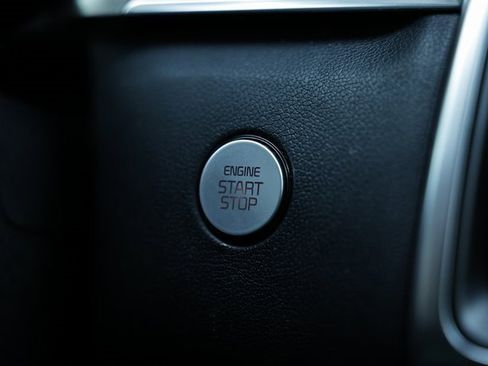 Used 2023 Kia Sorento EX image 36