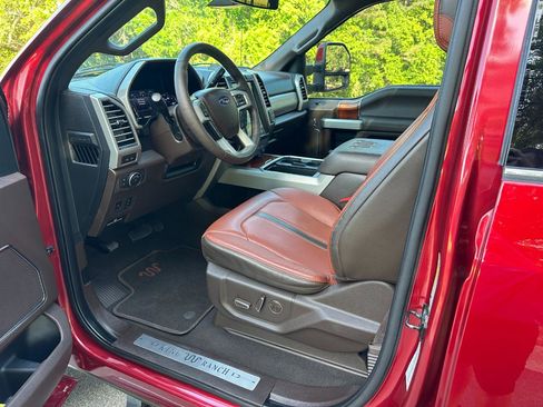 Used 2019 Ford F350 King Ranch w/ King Ranch Ultimate Package image 11