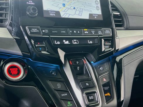 Used 2023 Honda Odyssey Touring image 16