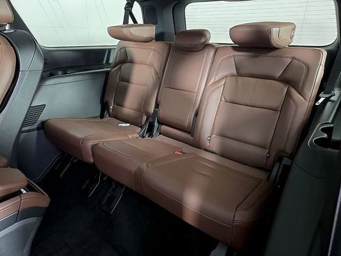 New 2025 Lincoln Navigator L Reserve AWD/4WD image 10