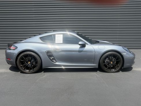 Certified 2025 Porsche 718 Cayman RWD image 8