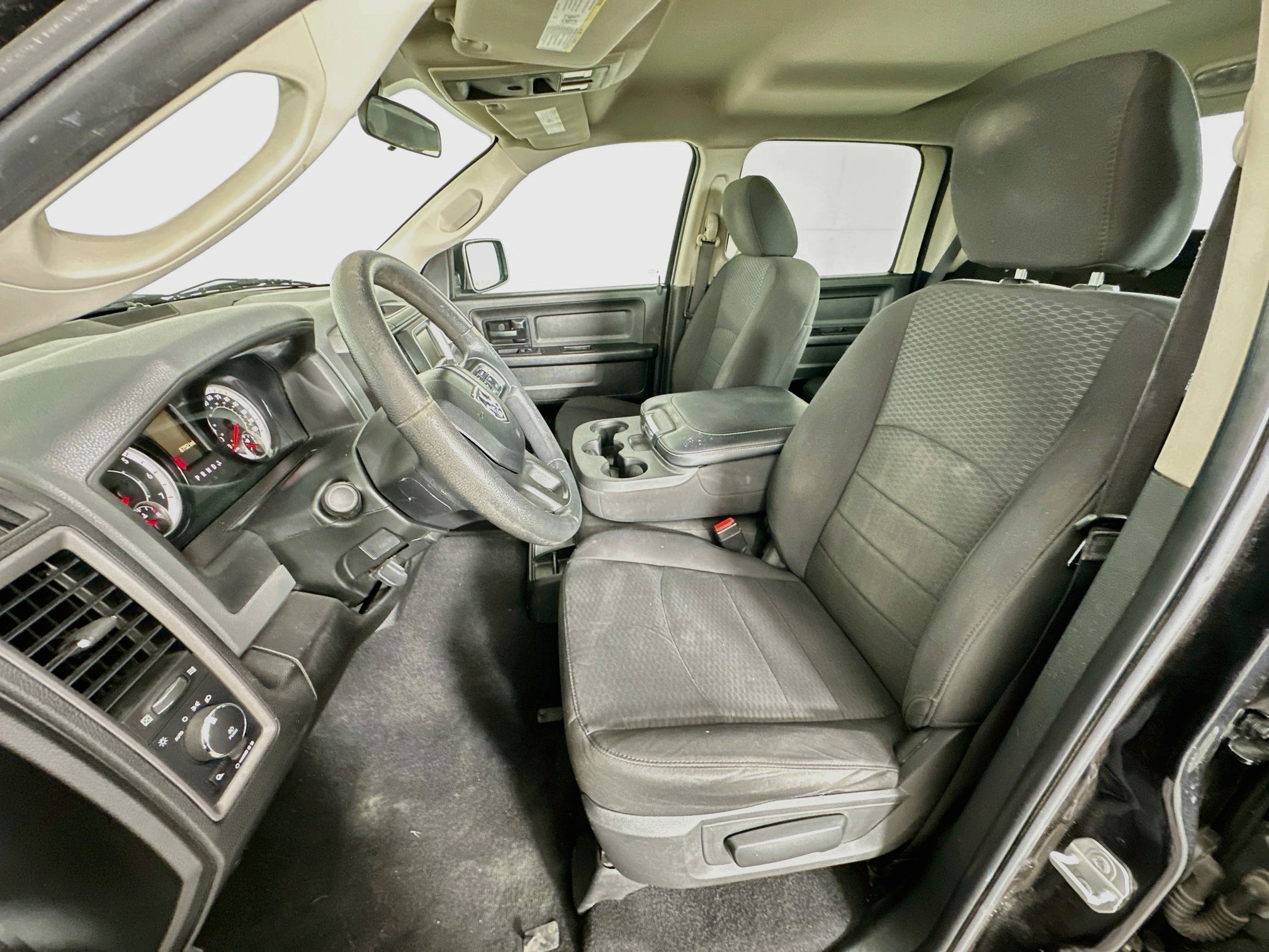 Used 2019 RAM 1500 Express w/ Express Value Package RWD image 13