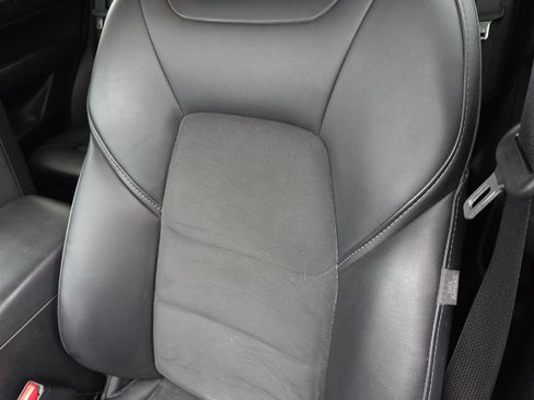 Used 2019 MAZDA CX-5 Touring image 15