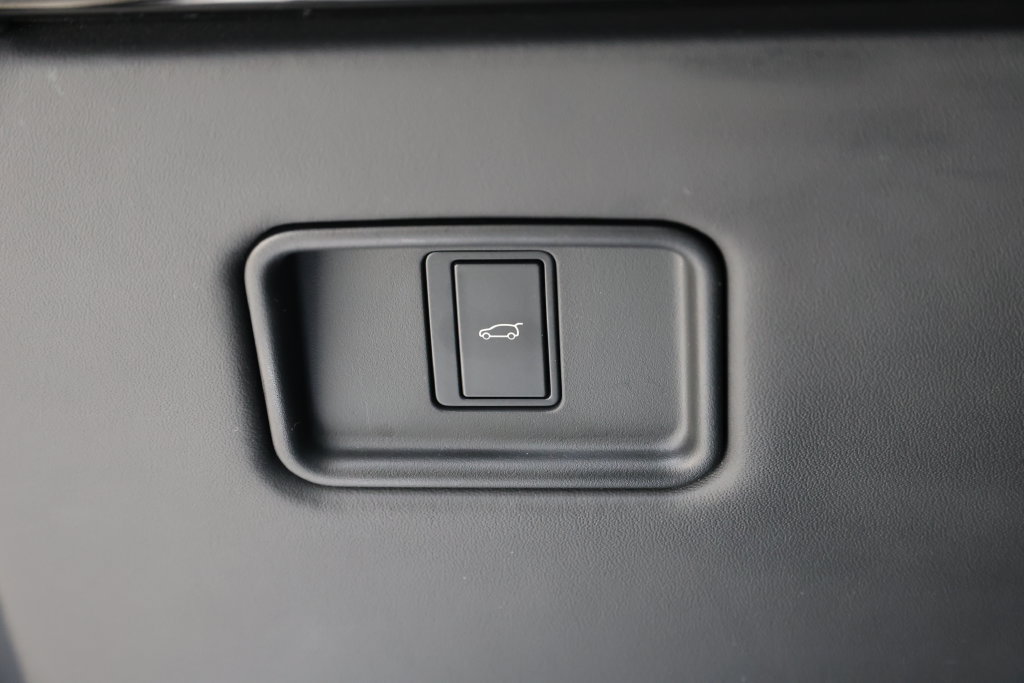 Used 2024 Land Rover Range Rover SE AWD/4WD image 19