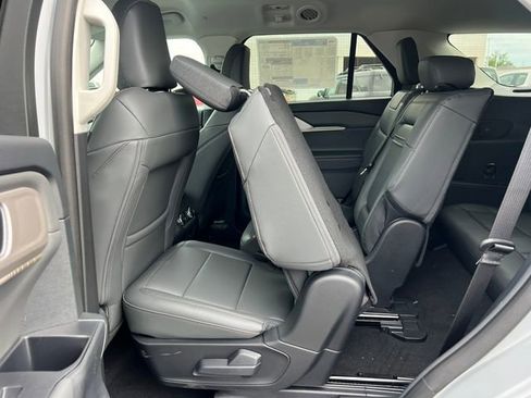New 2026 Ford Explorer Active w/ Active Comfort Package AWD/4WD image 40