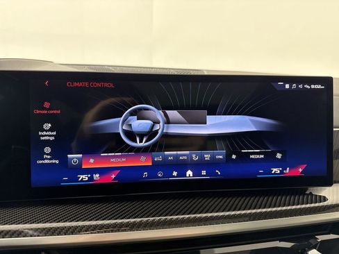Used 2025 BMW X5 M60i w/ Climate Comfort Package AWD/4WD image 30