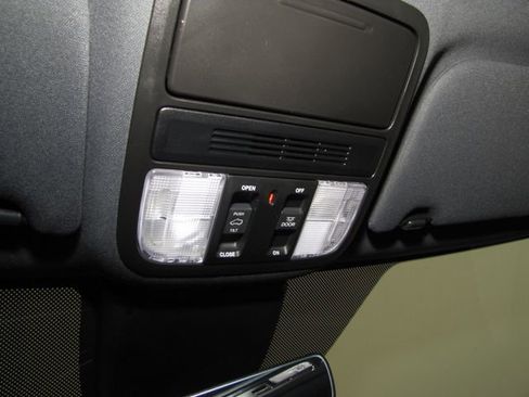 Certified 2025 Honda Odyssey Sport-L image 8
