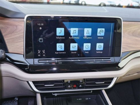 New 2026 Volkswagen Atlas SE image 20