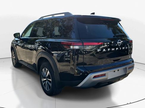 New 2025 Nissan Pathfinder SL image 7