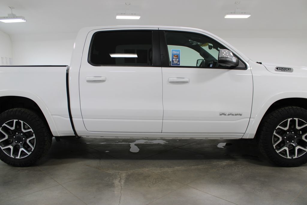 Used 2025 RAM 1500 Laramie AWD/4WD image 12