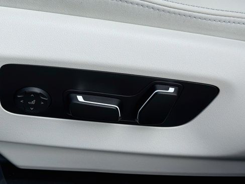 New 2027 BMW 540i xDrive w/ Executive Package AWD/4WD image 25
