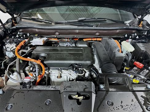 Used 2025 Honda CR-V Sport Touring image 32