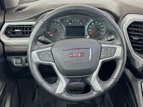 Used 2023 GMC Acadia SLT w/ Elevation Edition image 18