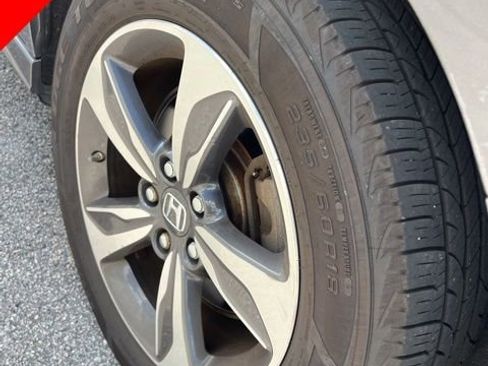 Used 2019 Honda Odyssey Touring image 4