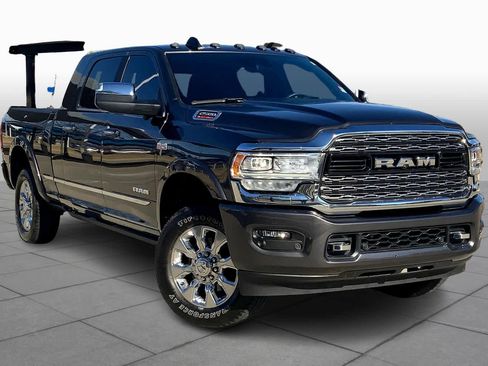 Used 2019 RAM 2500 Limited image 3