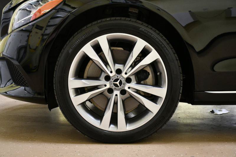 Used 2019 Mercedes-Benz C 300 4MATIC Sedan image 9