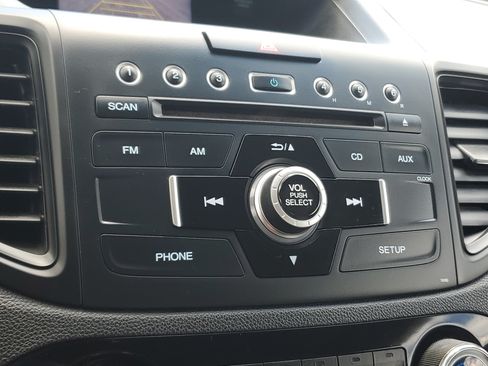 Used 2015 Honda CR-V LX image 29