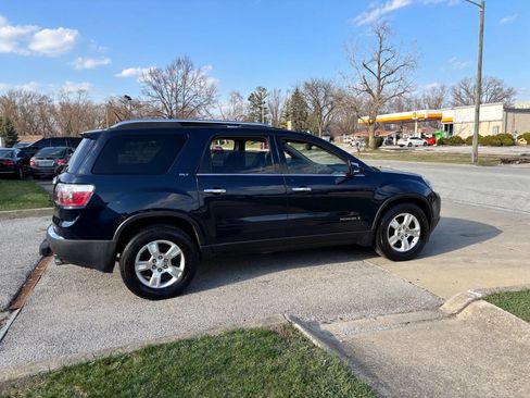 Used 2008 GMC Acadia SLT w/ Convenience Package image 10