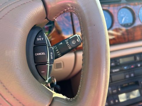 Used 1998 Jaguar XK8 Convertible RWD image 34