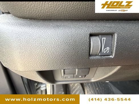 Certified 2023 Chevrolet Colorado LT w/ LT Convenience Package II AWD/4WD image 18