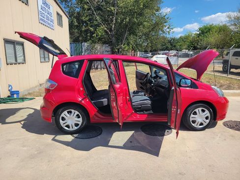 Used 2010 Honda Fit image 20