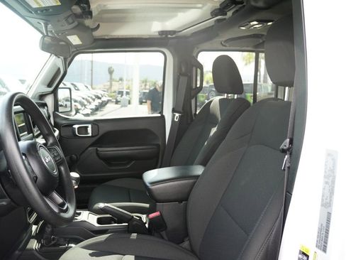 Used 2023 Jeep Wrangler Sport image 19