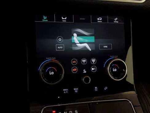 Used 2019 Land Rover Range Rover Velar S AWD/4WD image 19