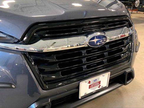 Used 2023 Subaru Ascent Premium w/ Convenience Package image 31