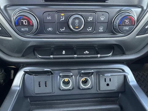 Used 2018 Chevrolet Silverado 1500 LT w/ Texas Edition image 16