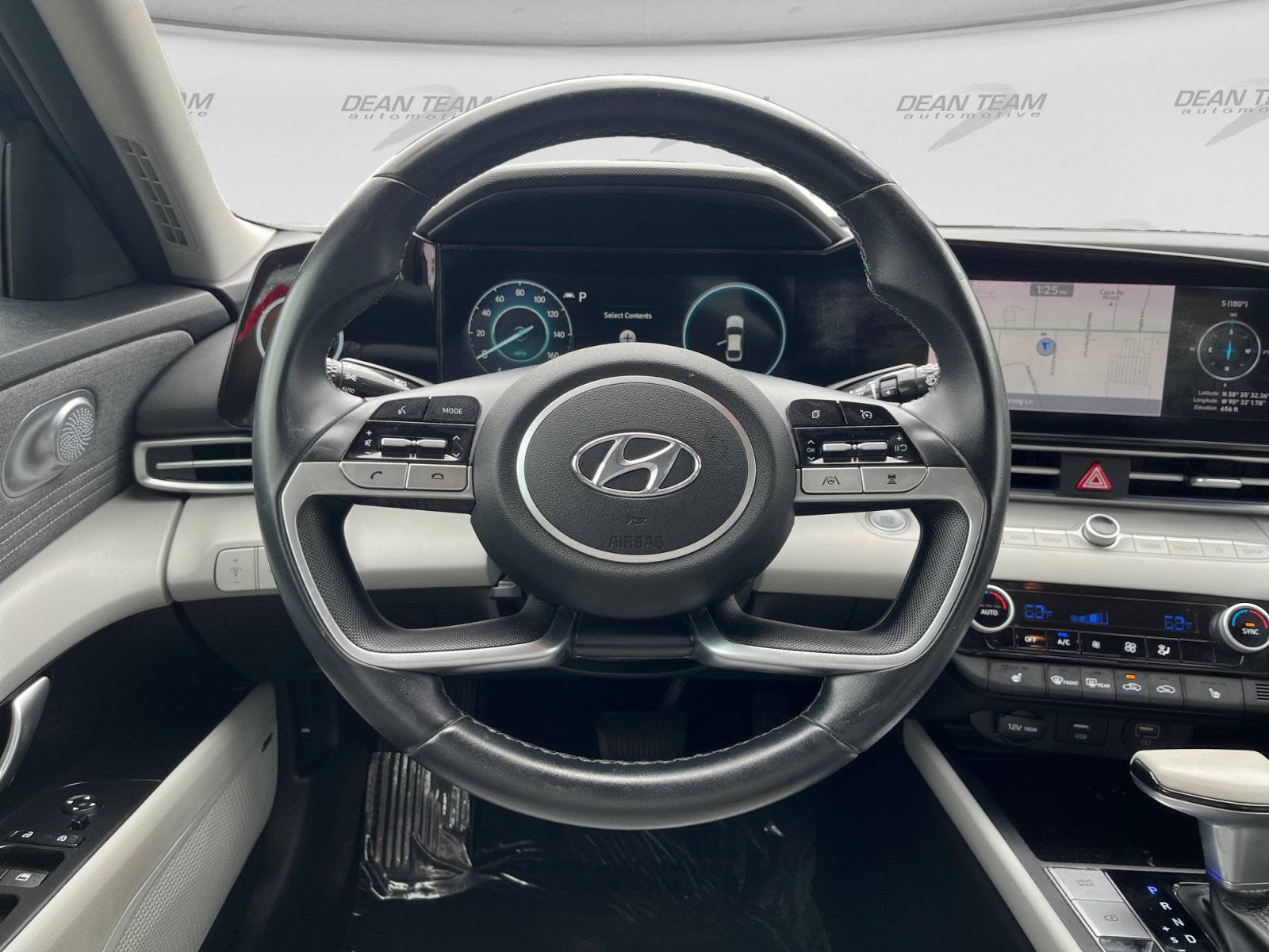 Used 2021 Hyundai Elantra Limited w/ Cargo Package FWD image 14