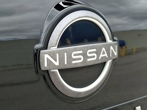 Used 2023 Nissan Rogue SV AWD/4WD image 29