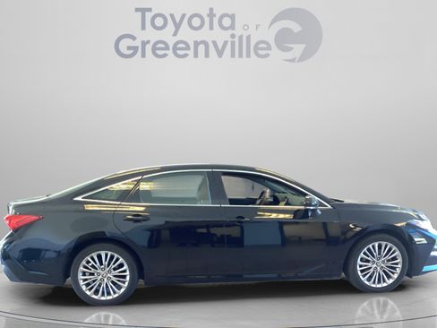 Certified 2022 Toyota Avalon Limited w/ Advanced Safety Package FWD image 7