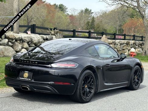 Used 2017 Porsche 718 Cayman RWD image 4