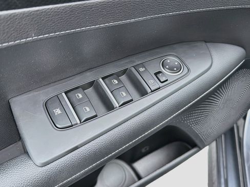 Used 2022 Kia Forte GT-Line FWD image 13