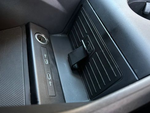 Used 2023 Audi Q4 e-tron Premium Plus w/ Premium Plus image 28