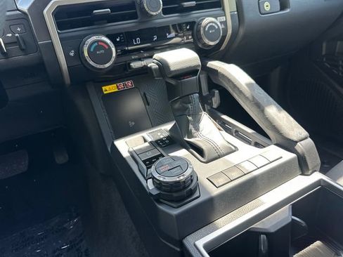 New 2026 Toyota Tacoma TRD Off-Road AWD/4WD image 19