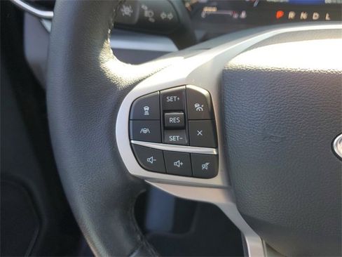 Used 2023 Ford Explorer XLT w/ Equipment Group 202A image 25