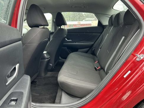 Certified 2023 Hyundai Elantra SEL FWD image 14