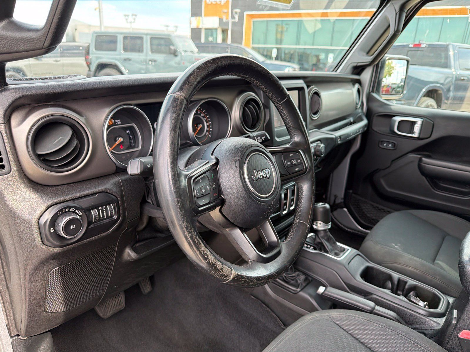 Used 2020 Jeep Wrangler Sport AWD/4WD image 10