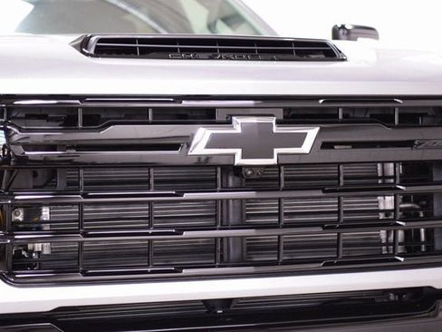 New 2025 Chevrolet Silverado 2500 LT w/ Trail Boss Package image 11