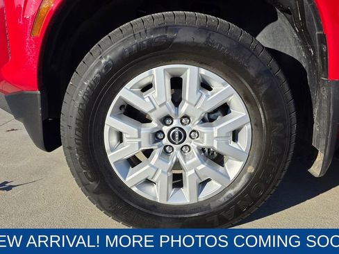 Used 2022 Nissan Frontier SV w/ SV Premium Package image 10