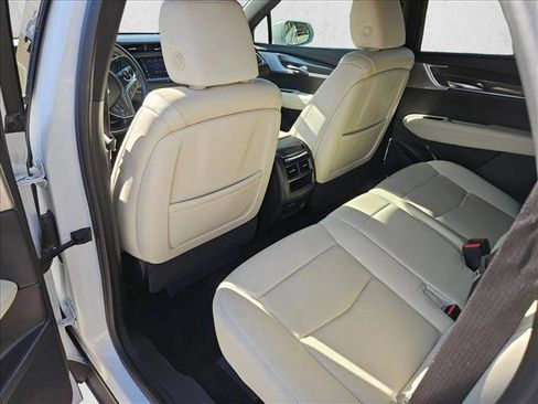 Used 2020 Cadillac XT5 Sportv AWD/4WD image 11