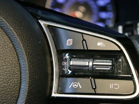 Used 2023 Kia Forte LXS FWD image 20