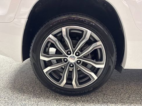 Used 2019 GMC Terrain Denali w/ Advanced Safety Package image 24