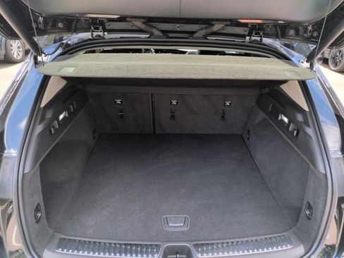 Used 2021 Buick Envision Essence w/ Sport Touring Package FWD image 19
