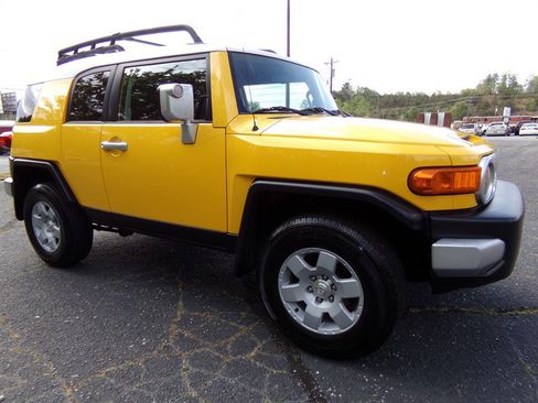 Used 2007 Toyota FJ Cruiser 4WD image 5
